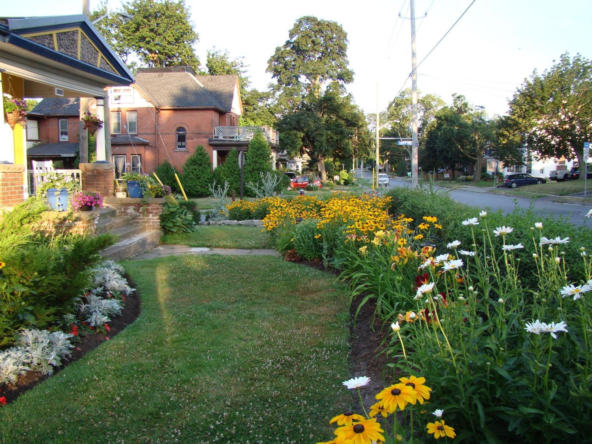 A Moment In Time Bed And Breakfast Niagara Falls Eksteriør billede